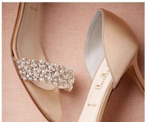 婚期将近 实用性婚鞋购买指南