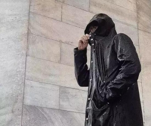 这些逆天雨衣 时髦得都舍不得穿
