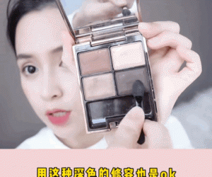 <b>解决发型难题的30个小技巧</b>