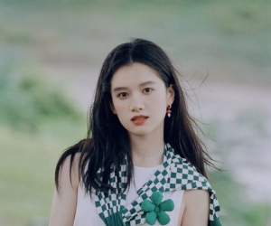 刘涛撞脸韩素希，也可能是衣服穿对了！