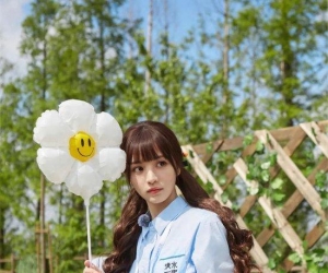 青春剧女主的必备百褶裙